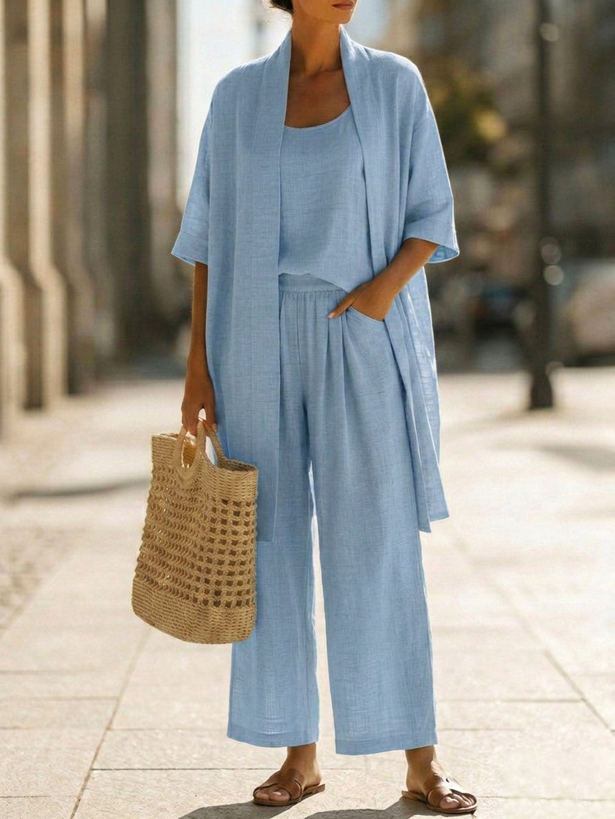 Soft fabric women's loungewear, a comfortable two-piece for everyday elegance.