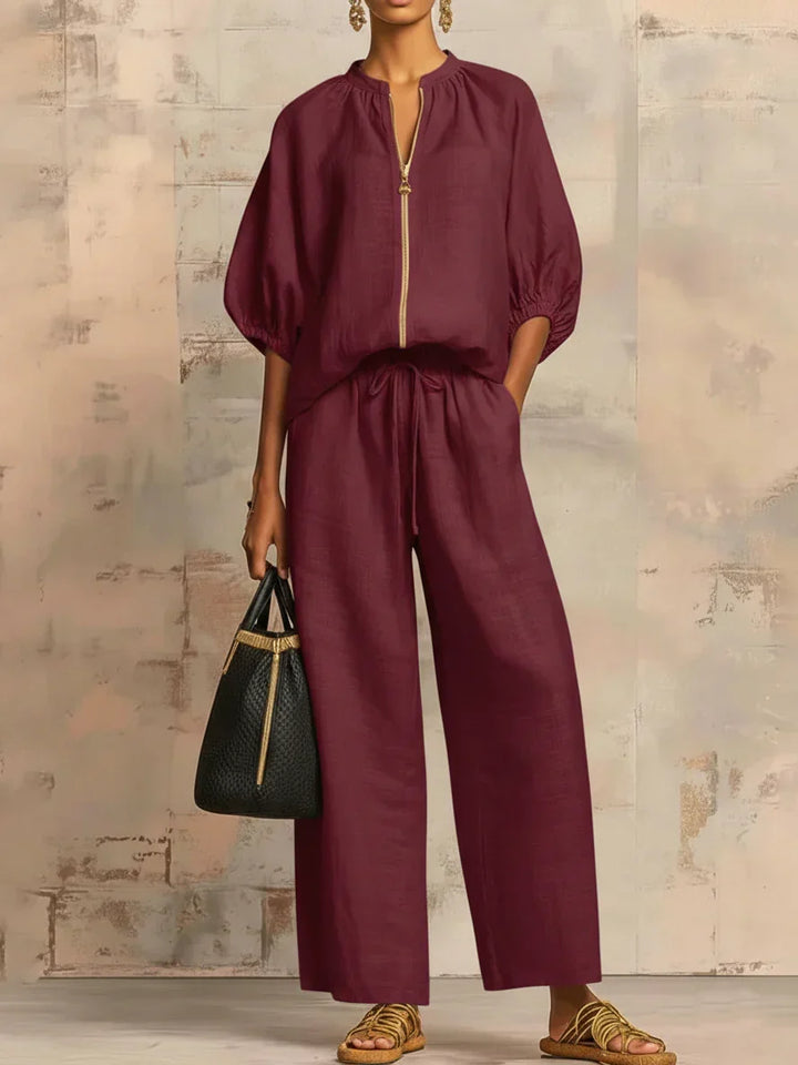 Women's relaxed two-piece set with a button-up shirt & wide-leg trousers. Comfortable, versatile casual wear for women.