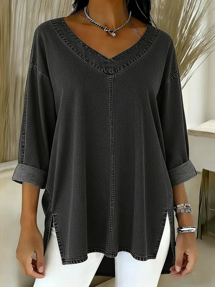 Comfortable women's long-sleeve denim tunic shirt, V-neck. Relaxed fit for effortless everyday style.