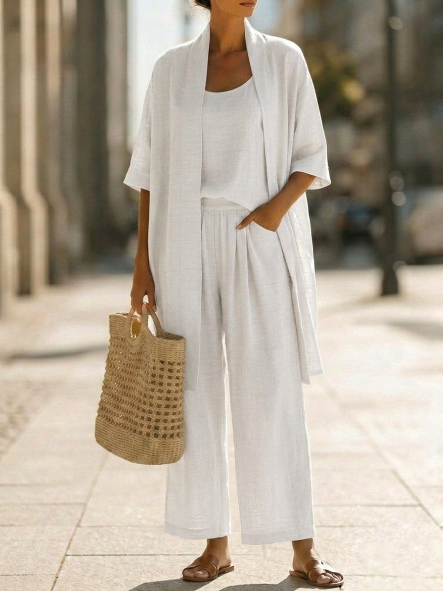 Women's casual two-piece set, perfect for lounging or a stylish, relaxed outing.