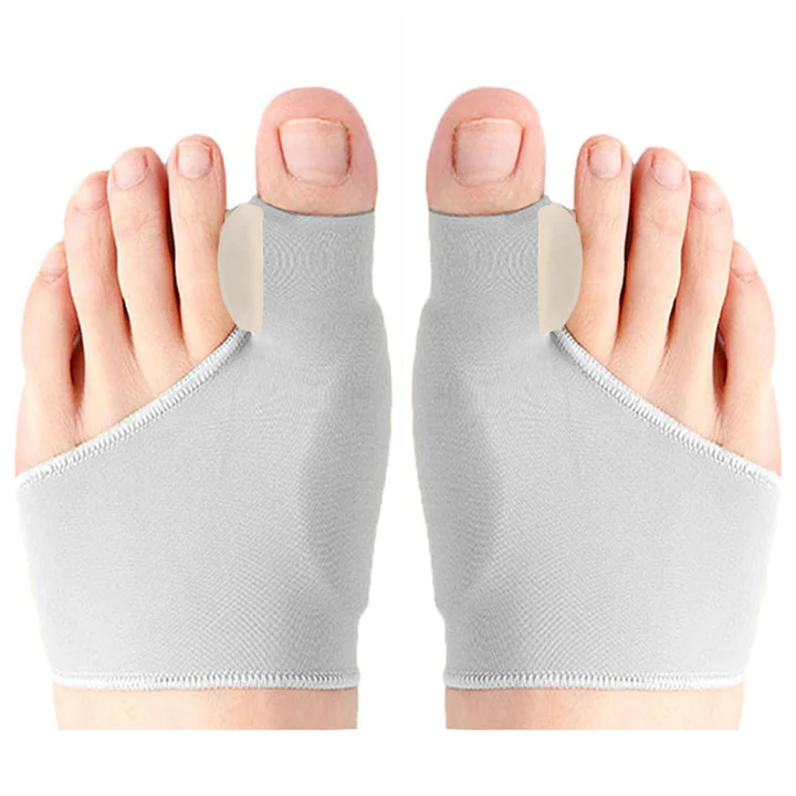 Pair of unisex gel bunion correctors in packaging, designed for foot health, toe alignment & pain relief.