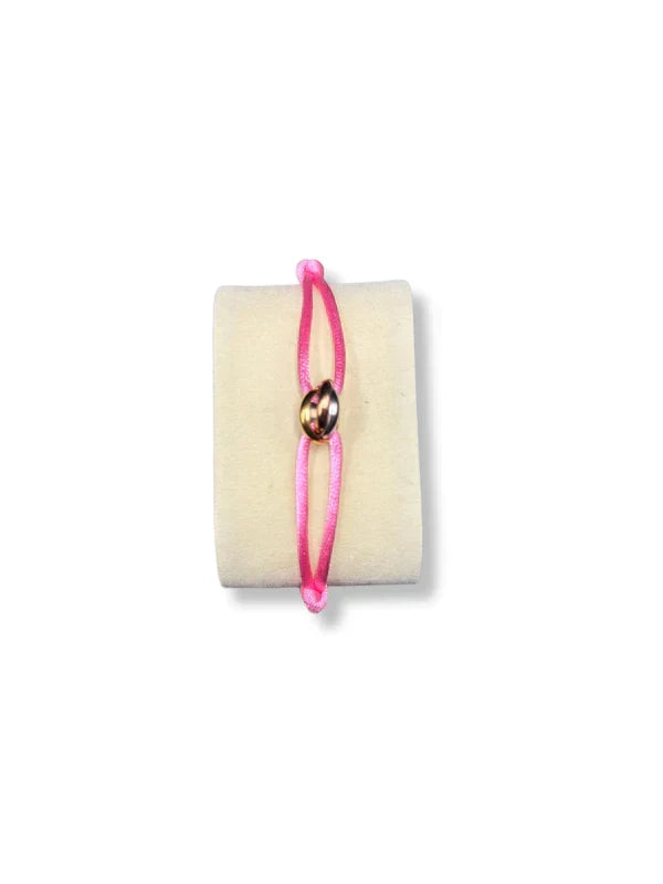 Glamorous golden trifecta link bracelet, women's hypoallergenic stainless steel jewelry for comfort.