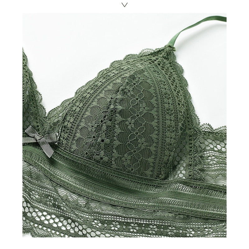 Women's elegant backless triangular bra, crafted with delicate lace for comfort.