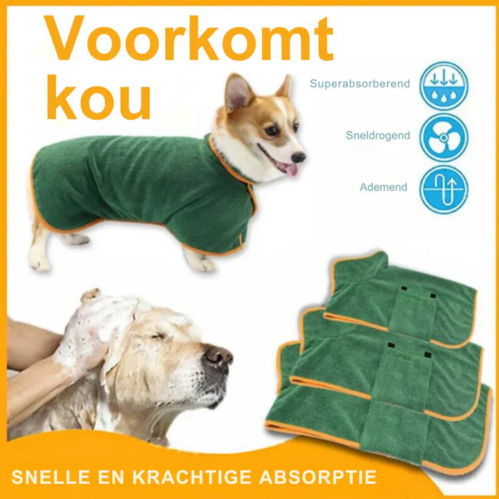 Quick-drying dog bathrobe in yellow, perfect for post-bath coziness and everyday use.