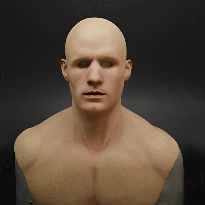 Realistic full-face old man mask, excellent for cosplay and Halloween.