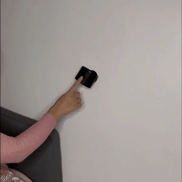 Rechargeable wireless 360° LED wall light with touch control, magnetic rotation, adjustable brightness and color modes in whi