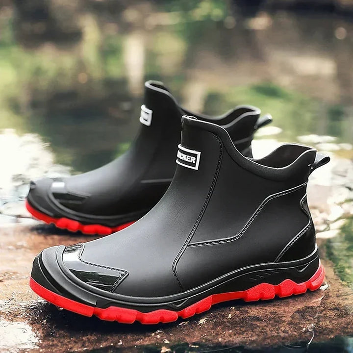 Chic women's utility ankle rain boots, 100% waterproof with a strong slip-resistant sole for all terrains.