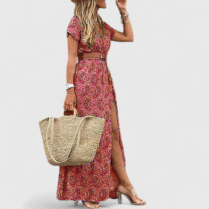 Elegant women's bohemian maxi dress, a flowy and stylish summer dress with a vibrant print, perfect for boho lovers.
