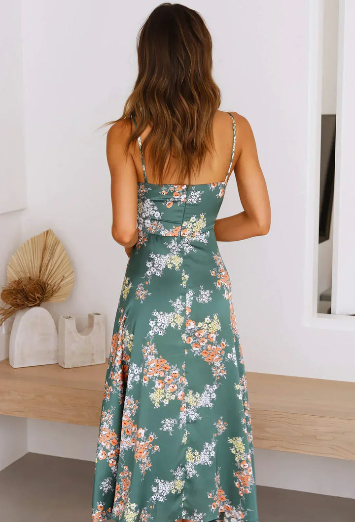 Chic women's midi cocktail dress with holiday vibes, suitable for elegant evening & party wear. Women's fashion.