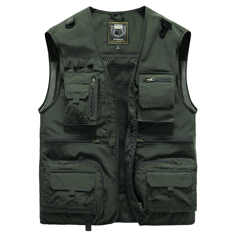 Comfortable men's multi-pocket summer vest. Lightweight for fishing and outdoor use.