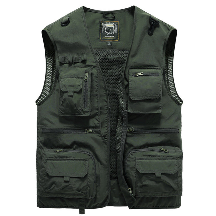 Comfortable men's multi-pocket summer vest. Lightweight for fishing and outdoor use.