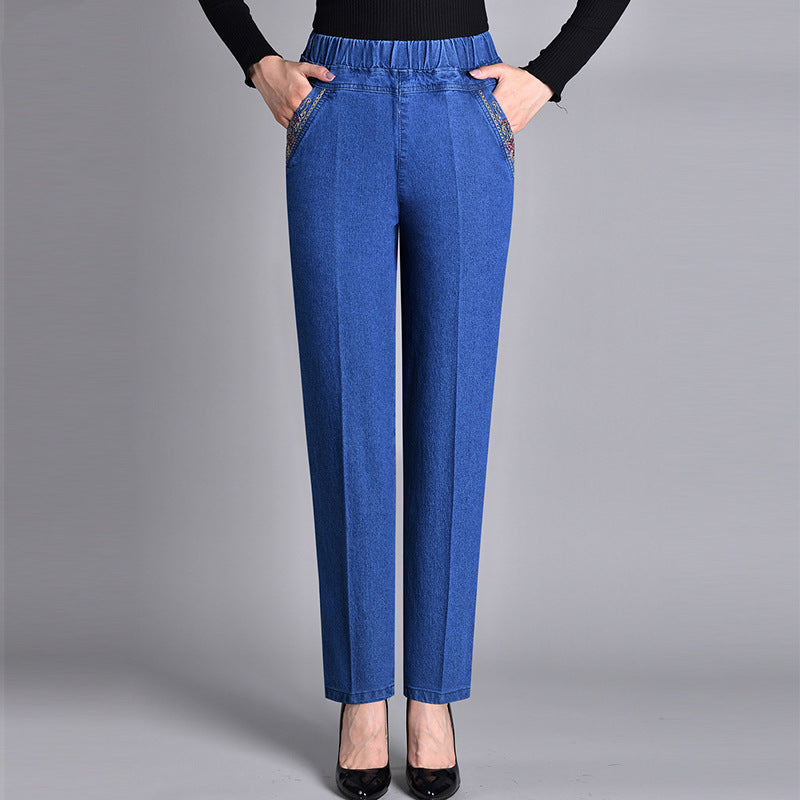Comfortable women's stretch jeans with elastic waist, perfect for everyday wear and casual style.