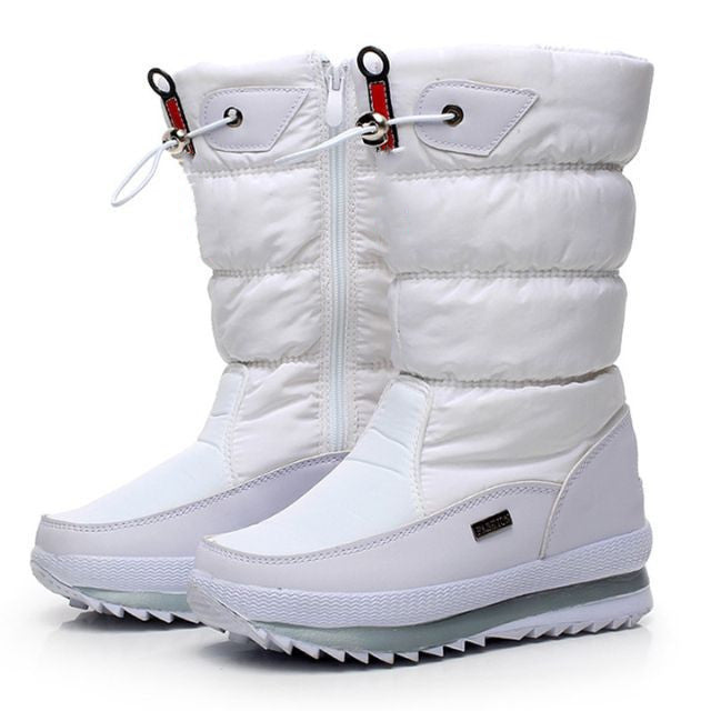 Stylish women's waterproof snow boots, slip-on design for easy wear. Non-slip sole, perfect winter comfort.