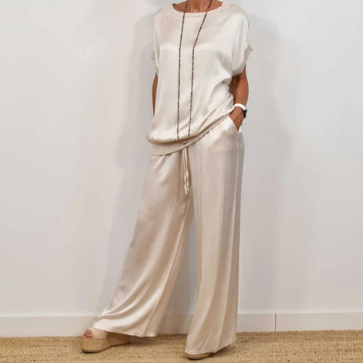 Elegant women's two-piece outfit, soft fabric for casual wear & effortless style.