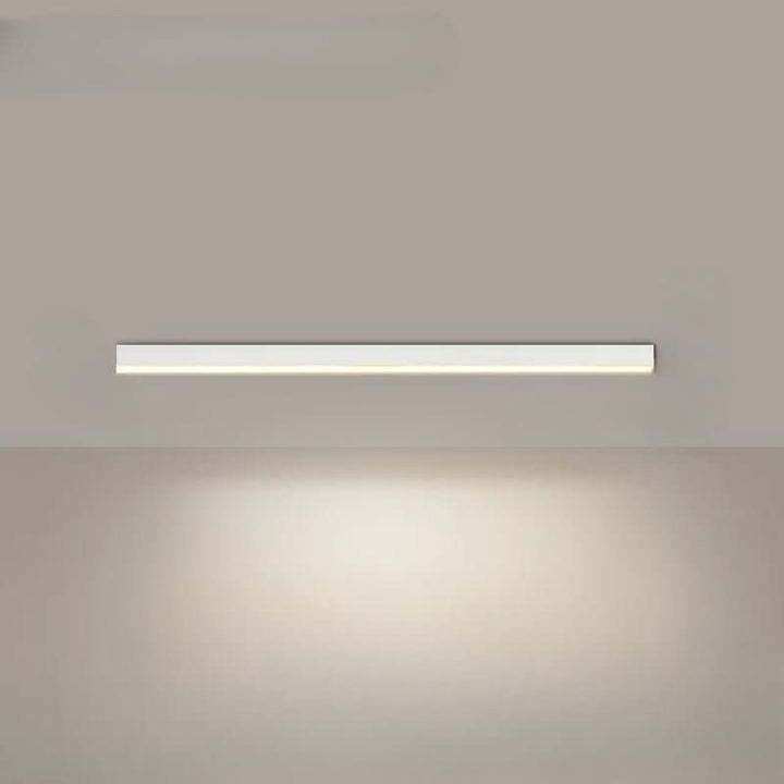 Minimalist LED ceiling lamp, high efficiency, modern design for homes.