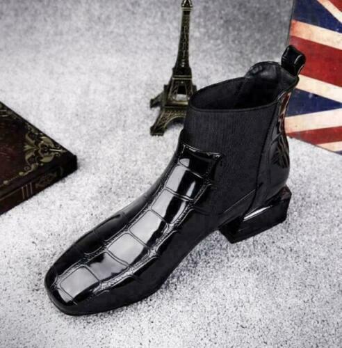 Fashionable black women's boots, combining style with everyday comfort and durable support for walking.