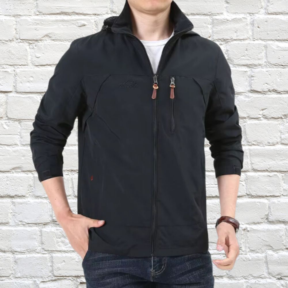 Lightweight men's zip-up hooded jacket, perfect for casual outerwear and everyday style.