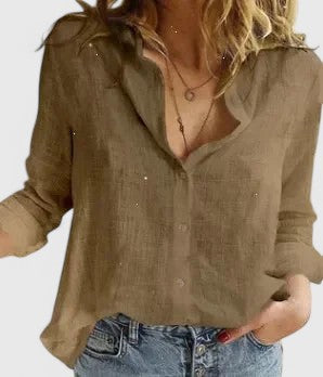 Fashionable women's button-down blouse, elegant for office, versatile for casual occasions, relaxed fit.