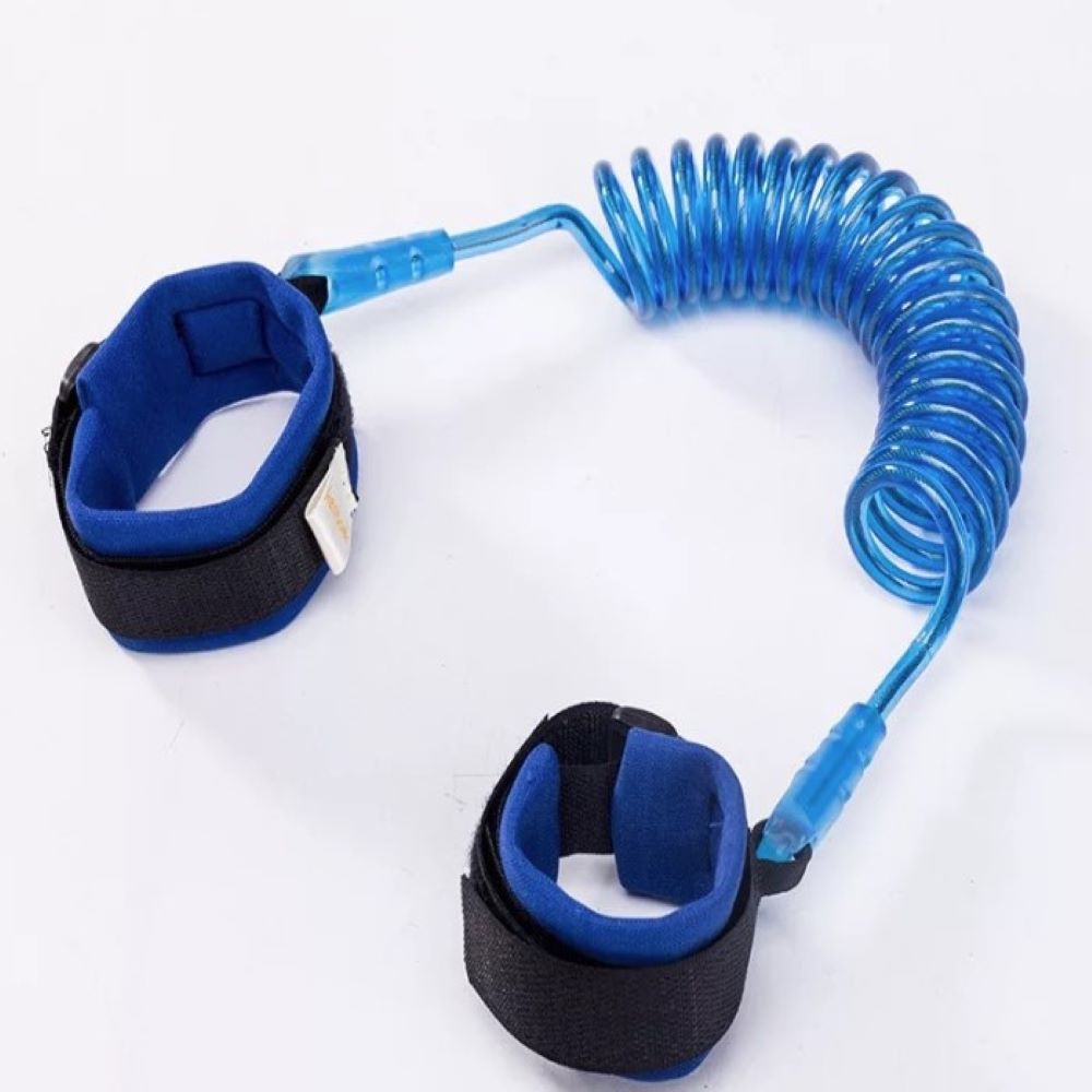 Toddler anti-lost wrist link in blue, providing child safety and parent peace of mind during outdoor adventures.