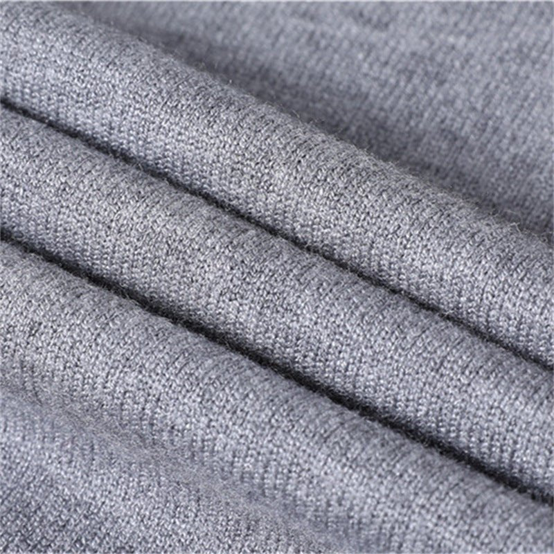 Autumn men's jumper: a comfortable roll neck, perfect for smart casual looks.