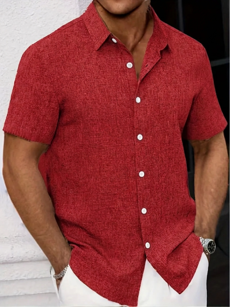 Everyday men's casual short sleeve shirt, offering a relaxed fit. Essential for warm weather comfort.
