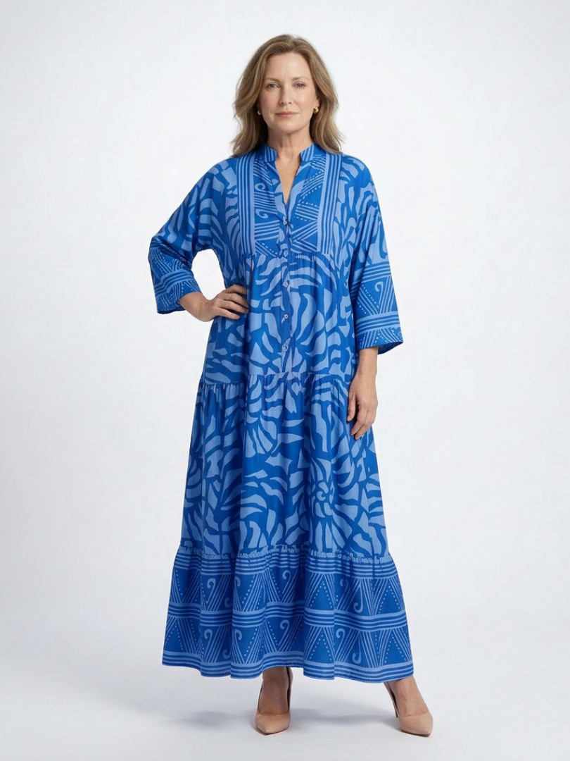 Versatile women's midi dress with button front. Effortless, chic, and perfect for casual everyday outfits.