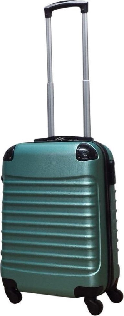 Lightweight unisex hardshell travel set, featuring multi-directional spinner wheels for easy maneuverability.