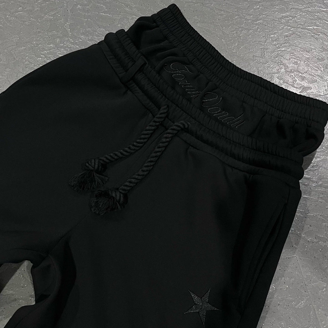 Women's comfortable baggy joggers in beige, perfect for loungewear, everyday style, and versatile leisure pants.
