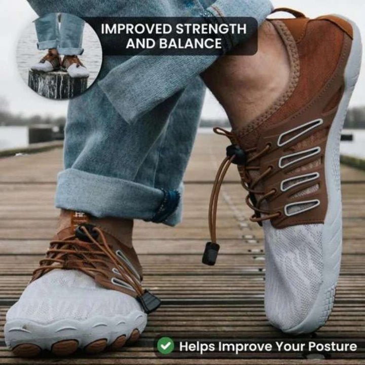 Flexible thin sole on unisex barefoot shoes, promoting natural foot movement & enhanced comfort for walking & outdoor.