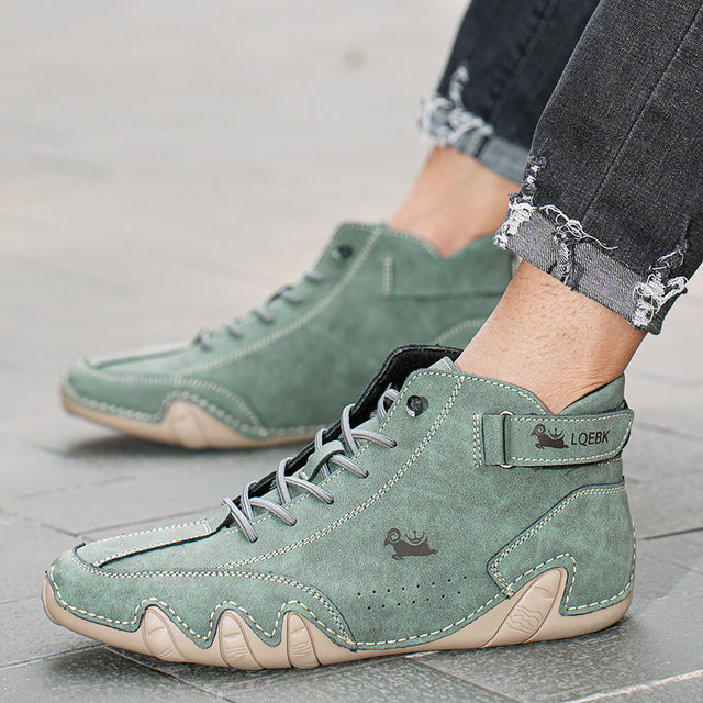 Unisex barefoot walking shoes for natural movement & comfort. Lightweight with flexible sole & ground feel.