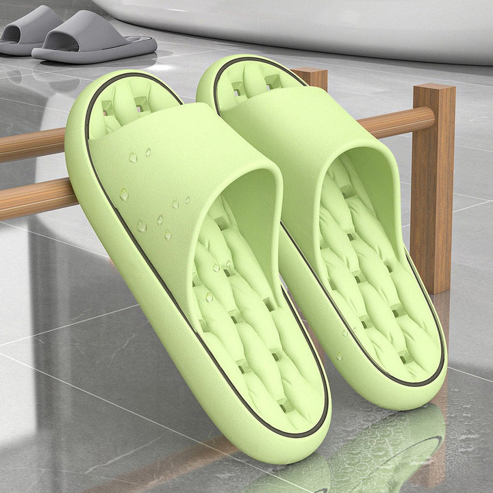 Quick-drying non-slip slippers for men & women, ideal indoor and outdoor footwear.