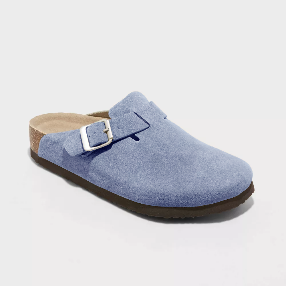Unisex soft footbed slides, offering ergonomic comfort and lightweight cushioning for casual use.