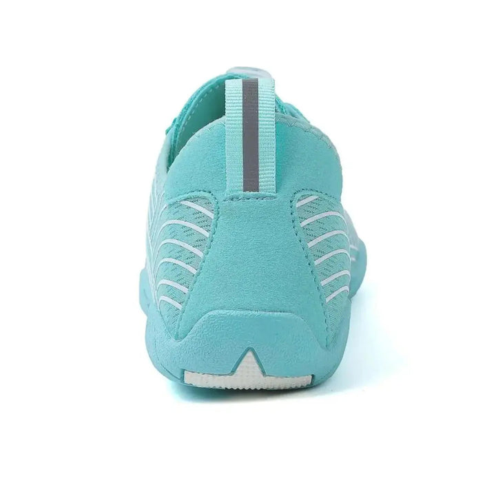 Comfortable lace-up barefoot shoes, unisex, designed for active natural movement.
