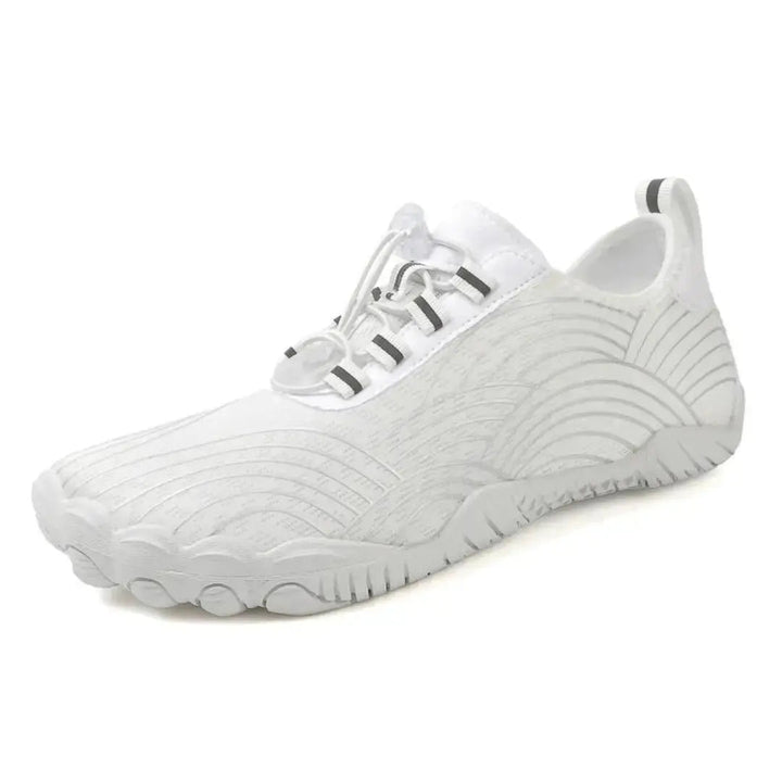 Casual unisex lace-up shoes for everyday wear, promoting natural foot movement.