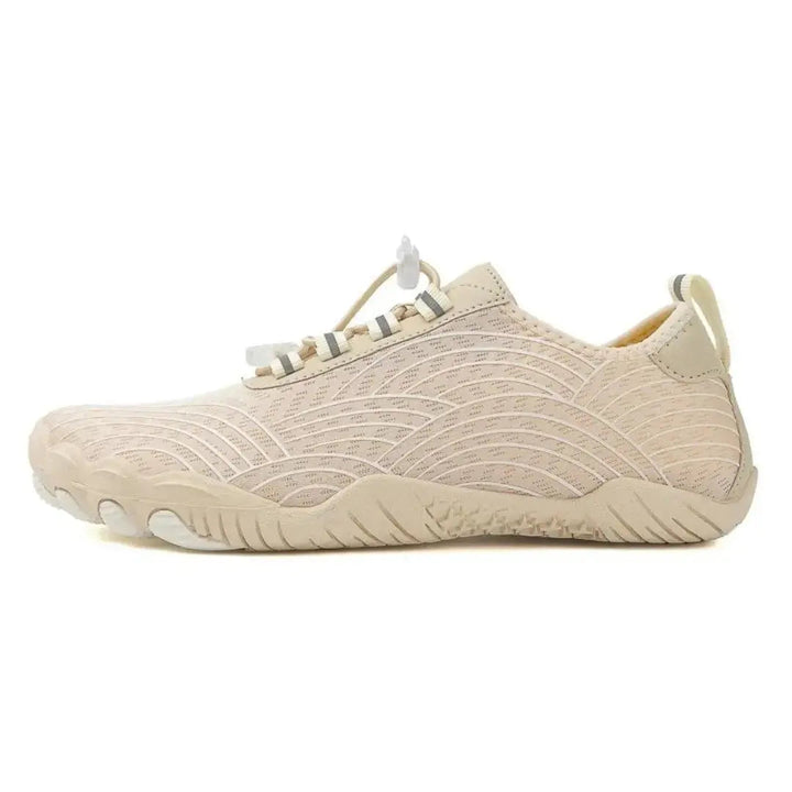 Foot-healthy unisex footwear, lace-up, designed for natural movement and wide toe box.