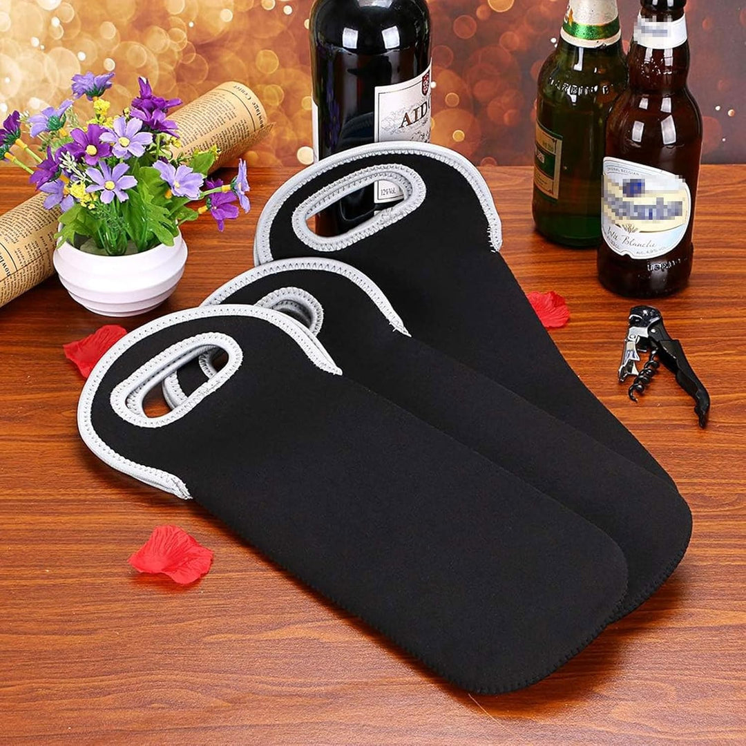 Gift idea: Insulated dual bottle wine bag, stylish and practical for any wine lover.