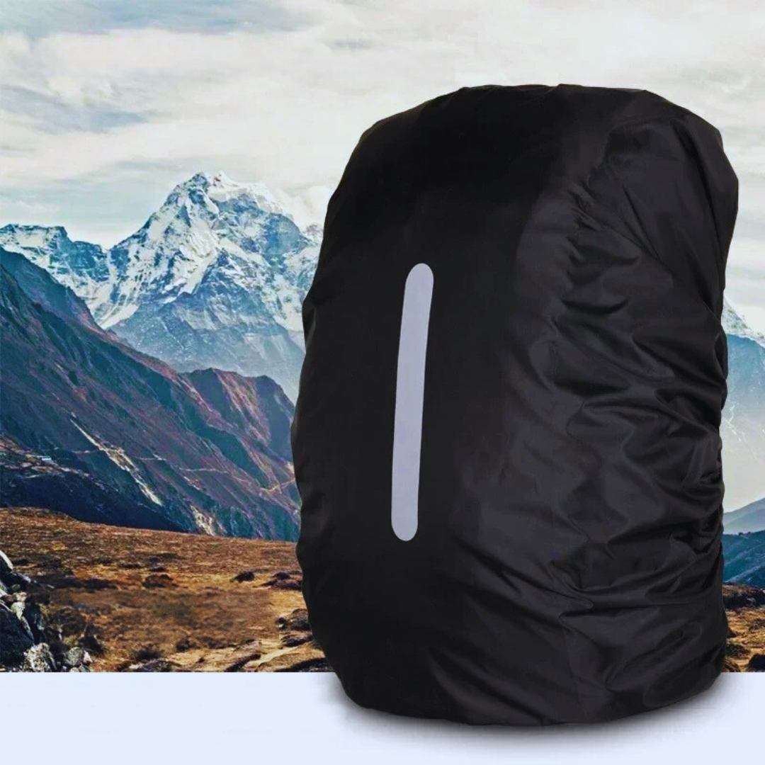 Durable unisex rain cover for backpacks, ensures bag protection in wet conditions.