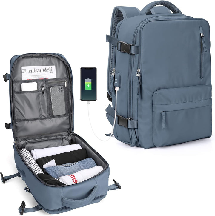 Professional messenger style laptop bag, multi-compartment for secure tech & documents.