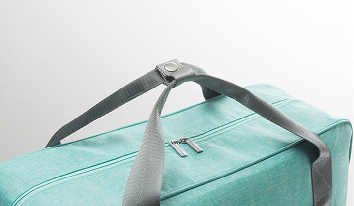 Universal carry-on bag for unisex travel, a versatile airport essential & weekend companion.