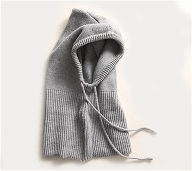 Outdoor unisex winter beanie hat. Wind-resistant thermal knit headwear for ultimate cold weather protection.