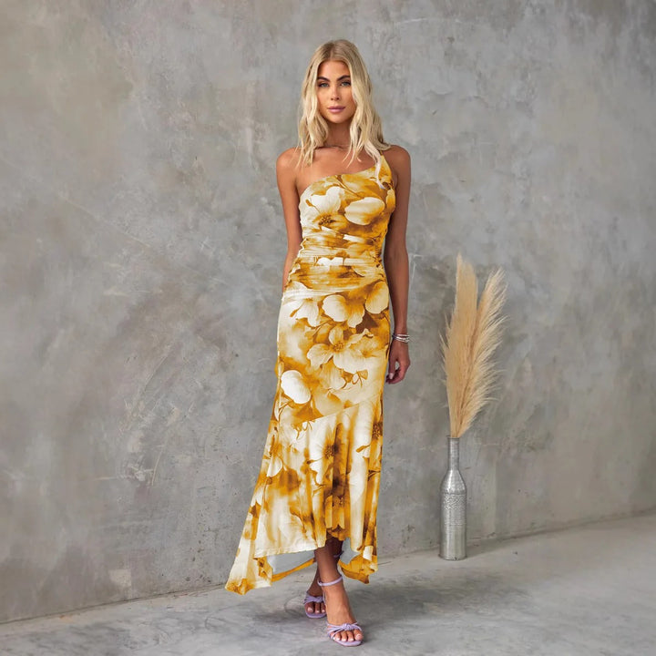Flowing elegant women's floral midi dress, perfect for summer brunches, parties, or special occasions.