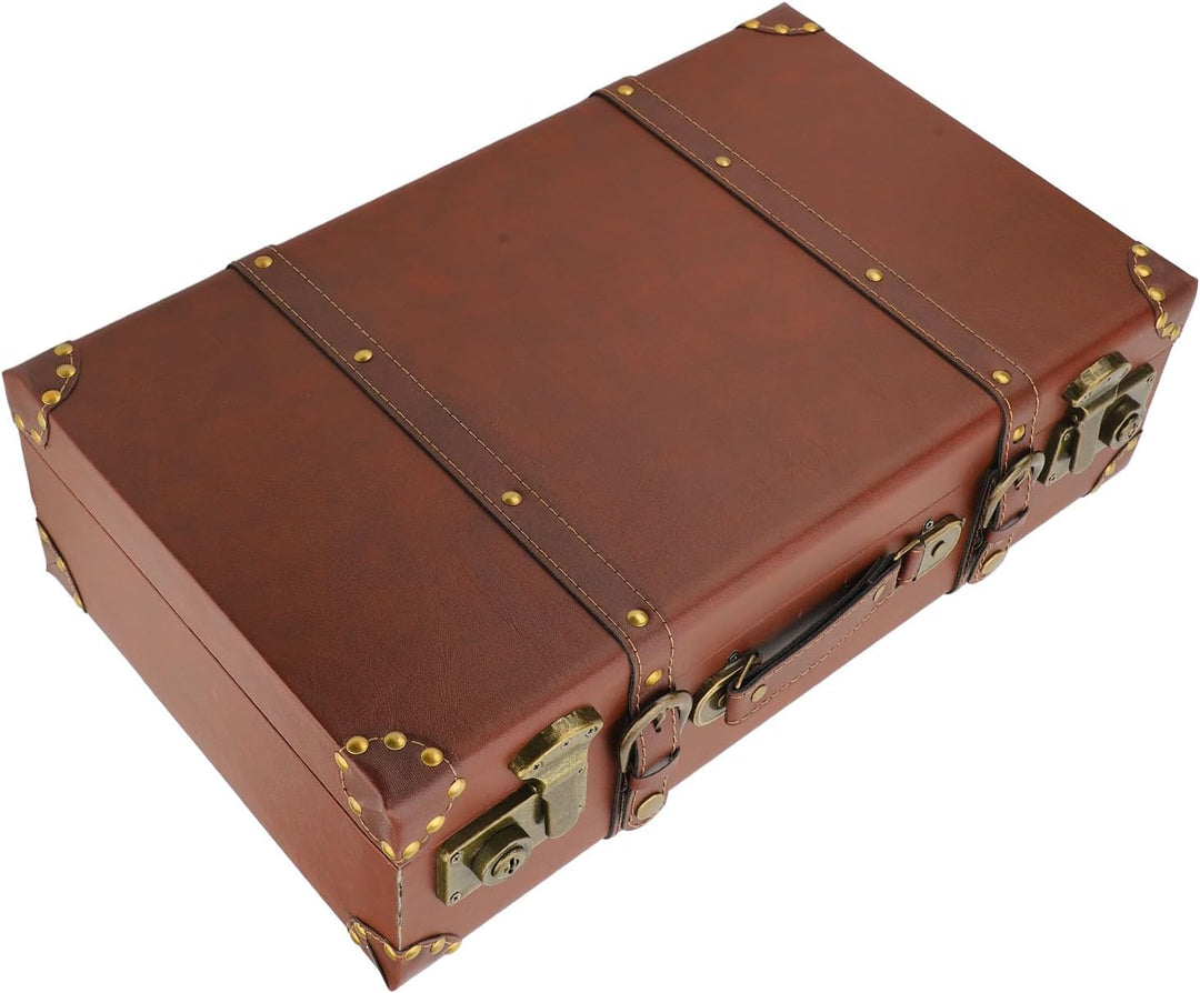 Heritage brown leather overnight bag. Unisex vintage carry-on luggage, perfect for weekend travel.