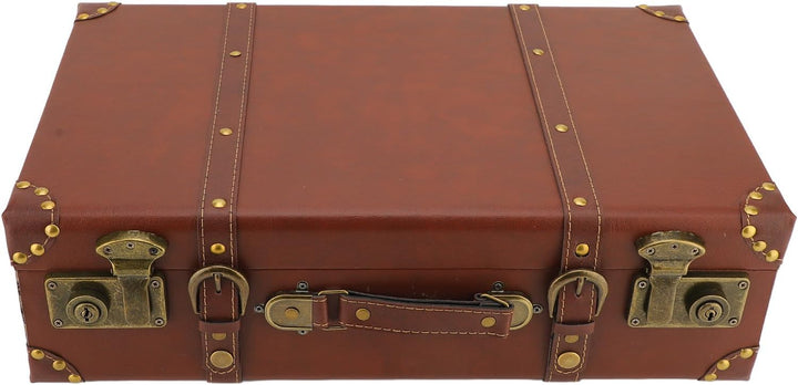 Vintage heritage brown leather overnight case. Durable unisex carry-on for stylish travel & weekends.