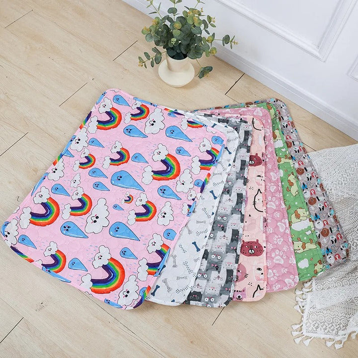 "Washable eco-friendly pet pee pad, super absorbent and reusable, shown on colorful background with paw print design."