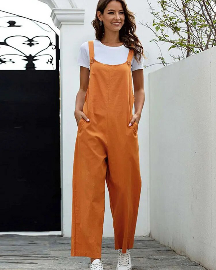 Navy blue women's casual overalls jumpsuit. Effortless style & comfort for all seasons. Trendy everyday apparel.