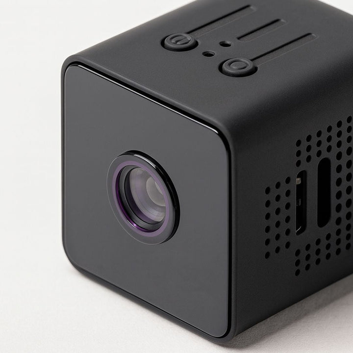 Portable wireless car reversing camera with powerful magnetic base & clear night vision for enhanced safety.