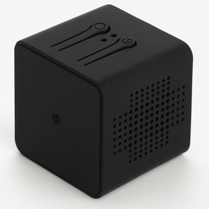 Vehicle parking assist camera: wireless, magnetic, night vision. Ideal for cars, trucks, RVs, trailers.