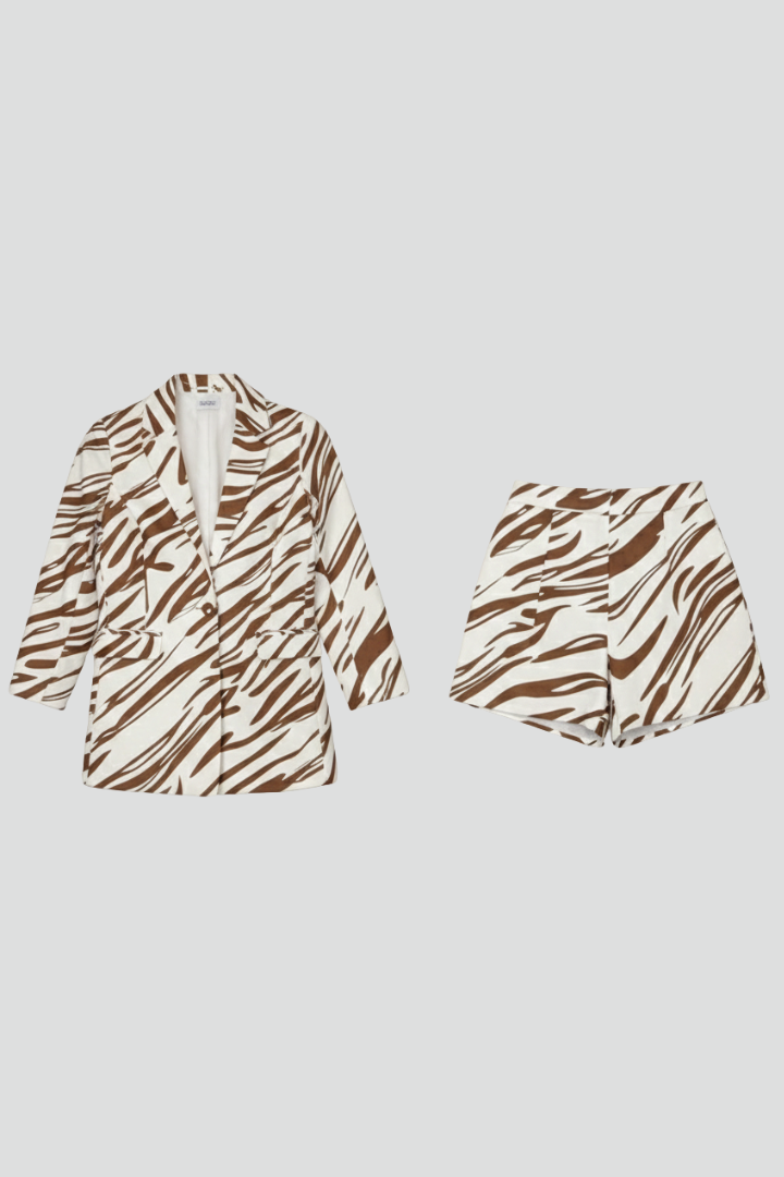 Lightweight women's animal print blazer and shorts set. Comfortable summer fashion co-ord.
