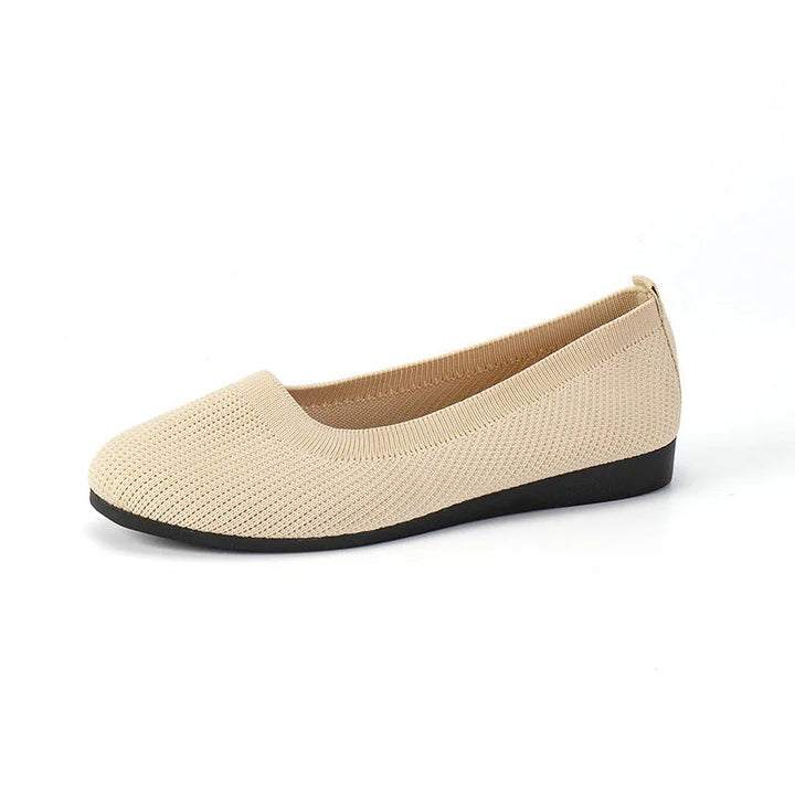 Graceful women's ballerina slip-on flats, flexible and comfortable for stylish, all-day movement.