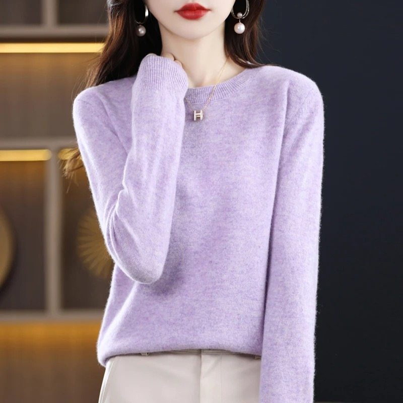 Elegant women's round neck sweater, versatile fashion for any casual or everyday outfit.